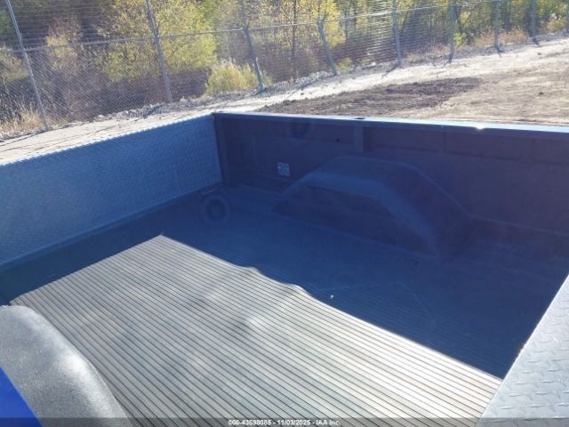 Chevrolet C30 Image 10