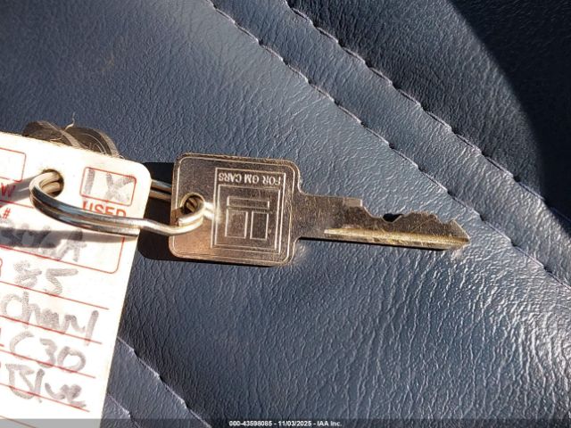 Chevrolet C30 Image 11