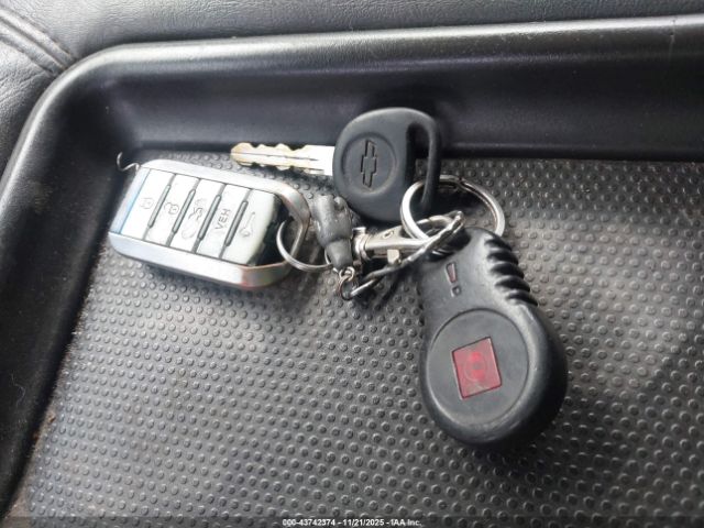 Chevrolet Silverado 1500 Z71 Image 10