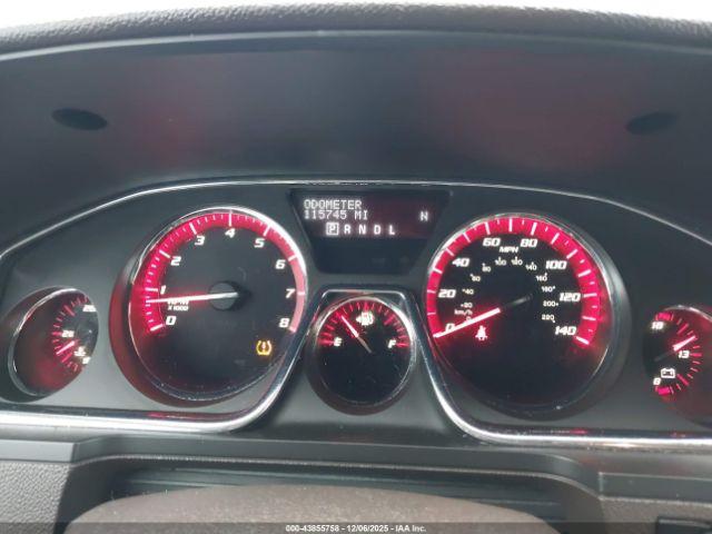 GMC Acadia Denali Image 13