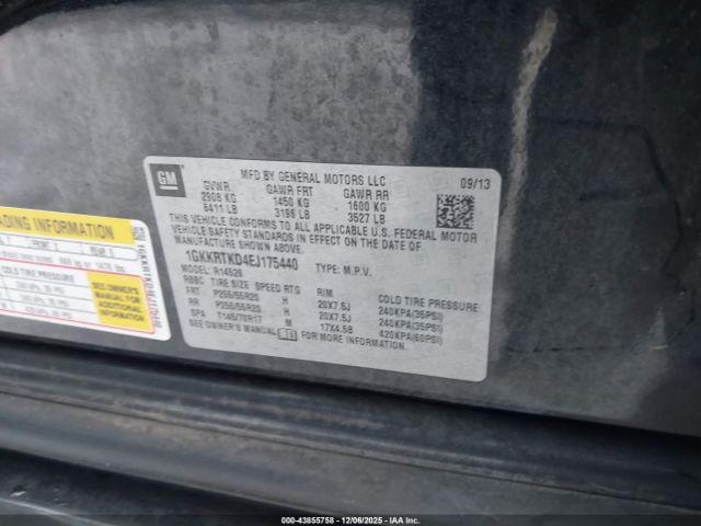 GMC Acadia Denali Image 9