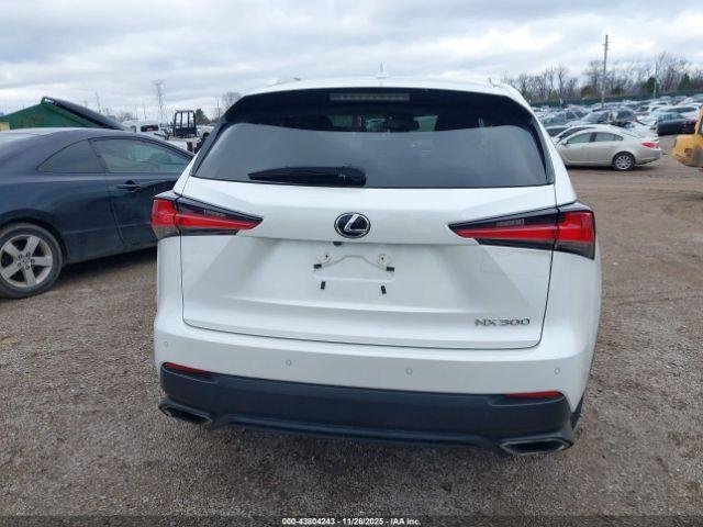 Lexus NX Image 9