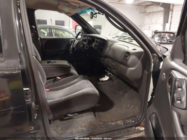 Dodge Dakota Image 9