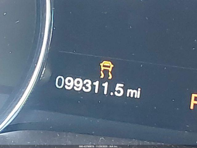 Ford F-150 Lariat Image 9