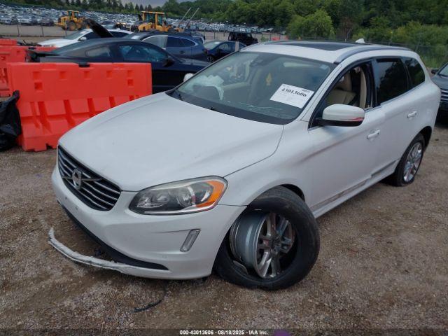 Volvo XC60 T5 Premier Plus Image 3