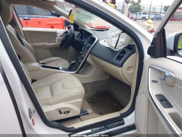 Volvo XC60 T5 Premier Plus Image 15