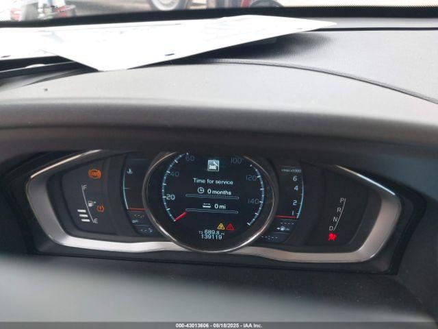 Volvo XC60 T5 Premier Plus Image 12