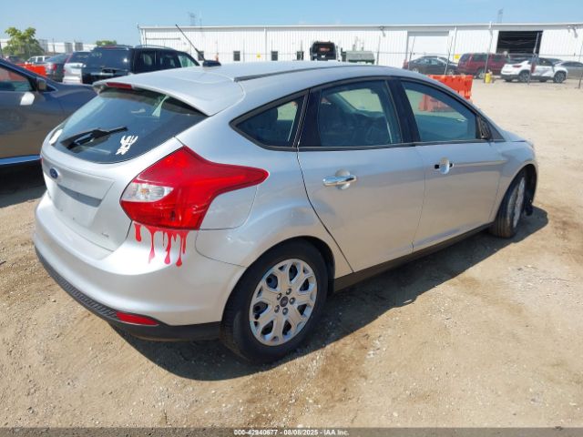 Ford Focus Se Image 9