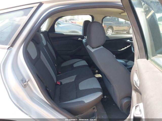 Ford Focus Se Image 10