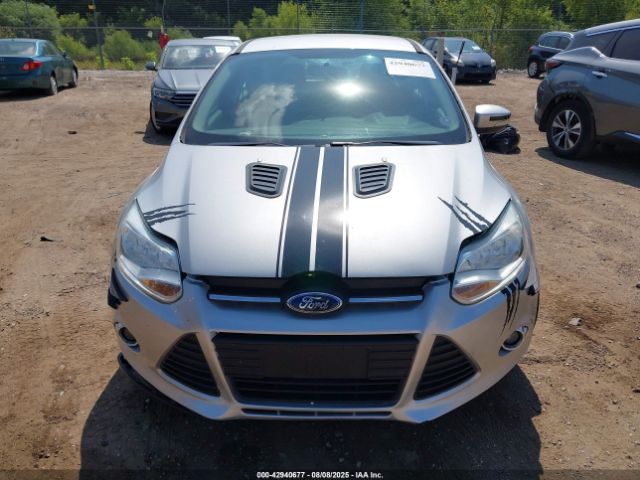 Ford Focus Se Image 12