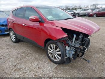 Salvage Hyundai TUCSON