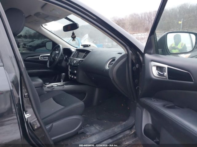 Nissan Pathfinder Sv Image 5