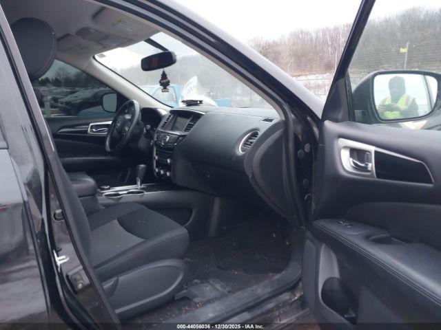 Nissan Pathfinder Sv Image 5