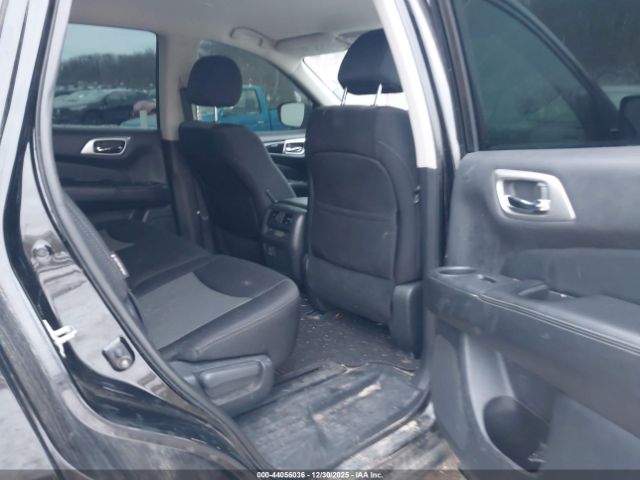 Nissan Pathfinder Sv Image 9