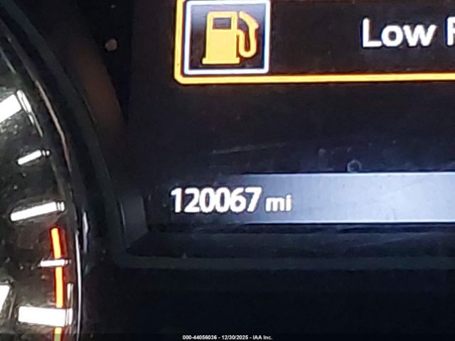 Nissan Pathfinder Sv Image 13