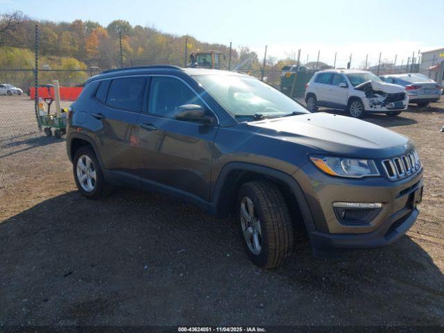 Salvage Jeep Compass