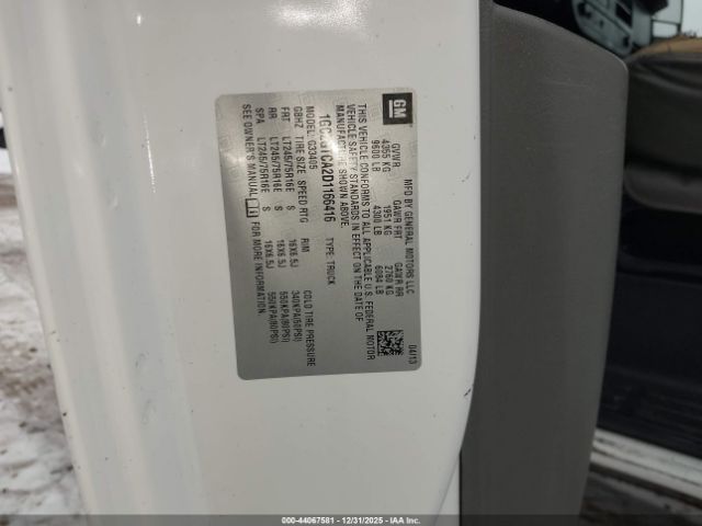 Chevrolet Express Work Van Image 9