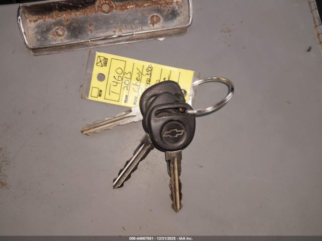 Chevrolet Express Work Van Image 6