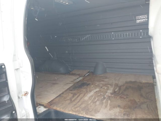 Chevrolet Express Work Van Image 5