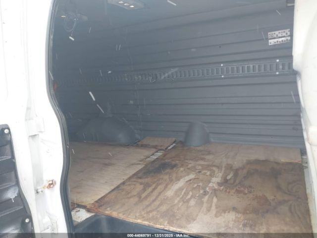 Chevrolet Express Work Van Image 5