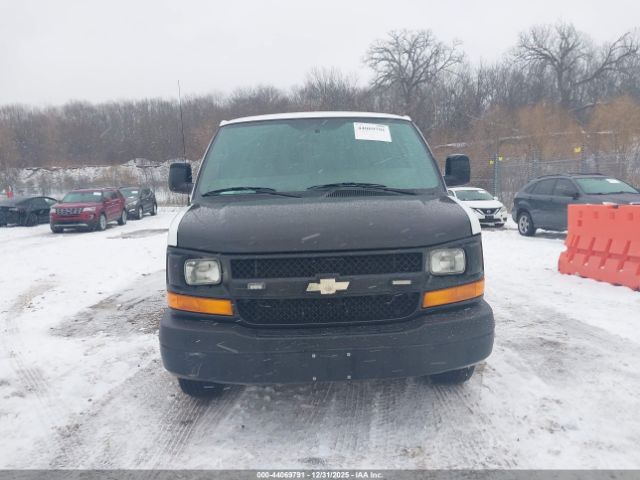 Chevrolet Express Work Van Image 15