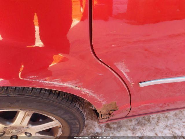 Chrysler Town & Country Touring Image 2