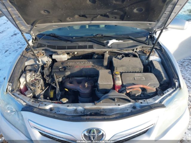 Toyota Camry Image 6