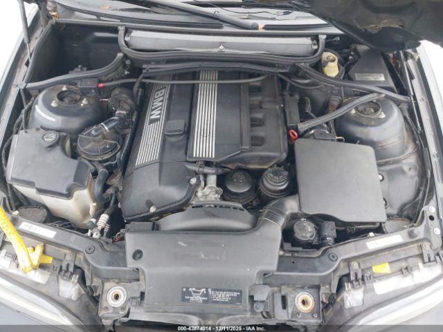 BMW 3 Series Image 9