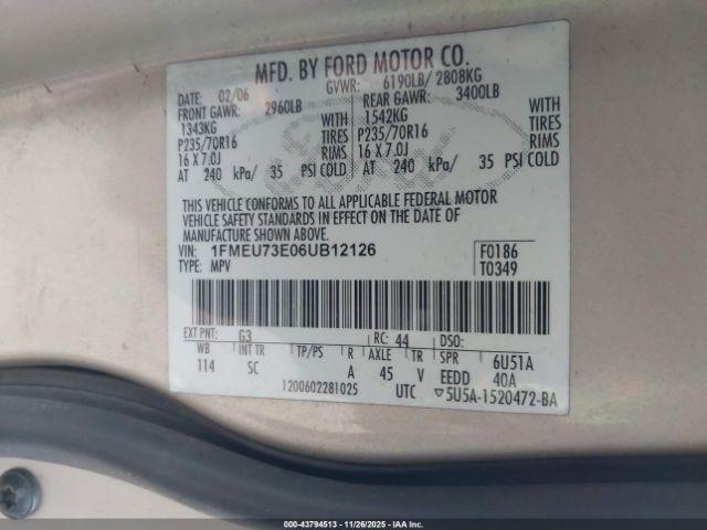 Ford Explorer Xlt Image 8