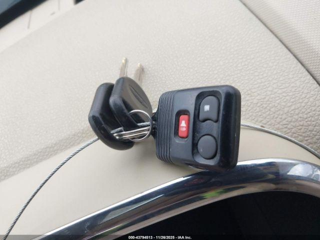 Ford Explorer Xlt Image 3