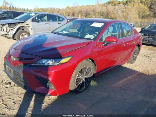 Toyota Camry Se Image 13