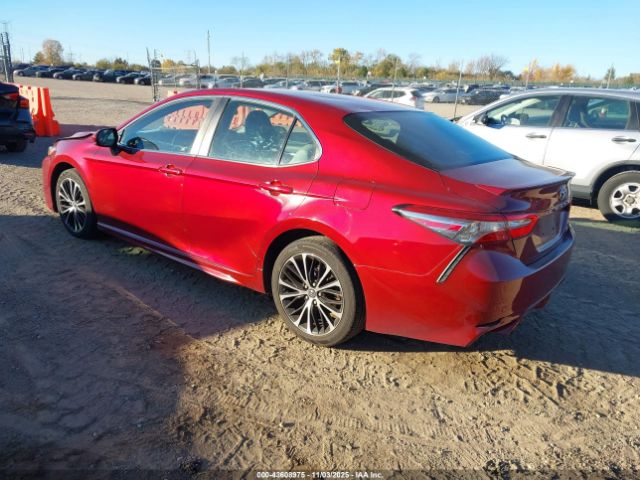 Toyota Camry Se Image 9
