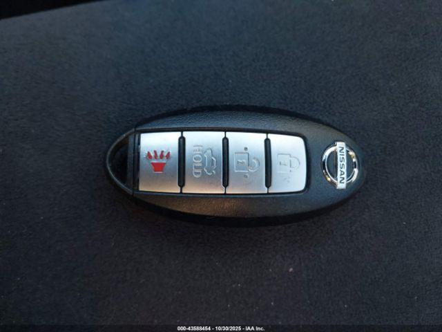 Nissan Maxima 3.5 S Image 17