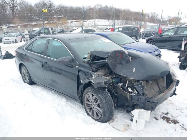 Toyota Camry Se Image 1