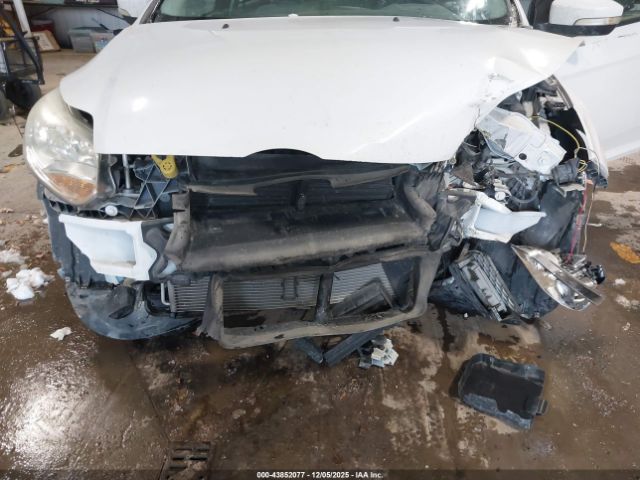 Ford Focus Se Image 8