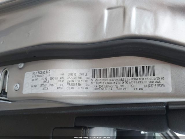 Jeep Cherokee Altitude Fwd Image 14