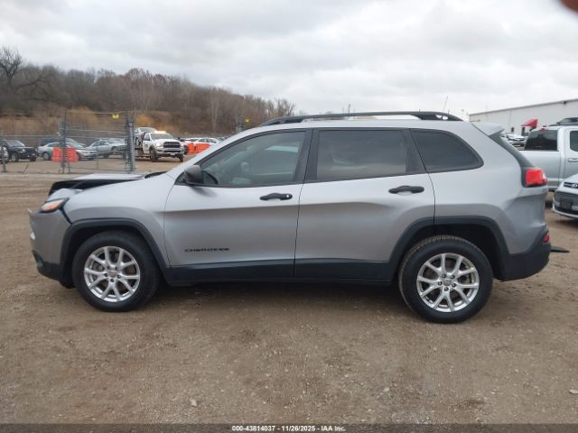 Jeep Cherokee Altitude Fwd Image 10