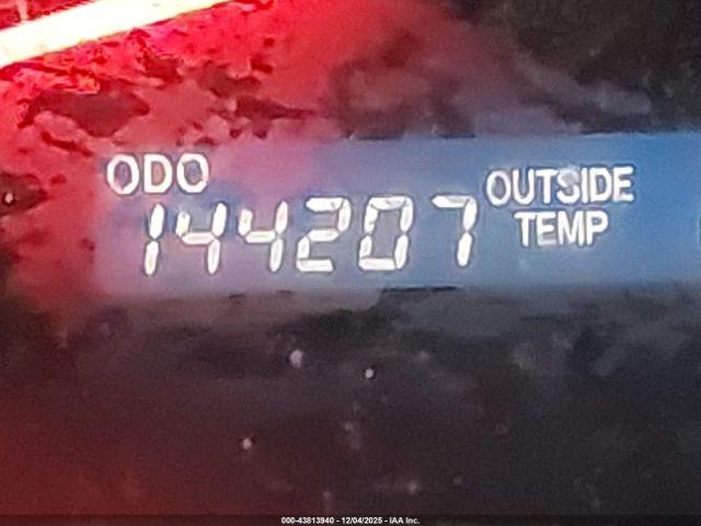 Toyota Camry Le V6 Image 2