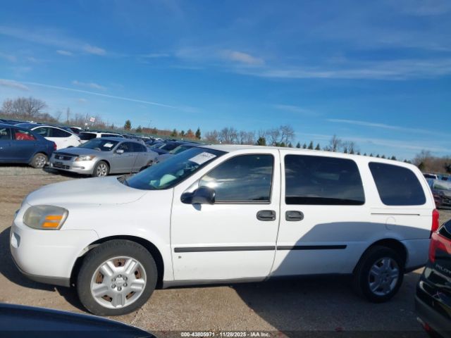 Chevrolet Uplander Ls Image 14