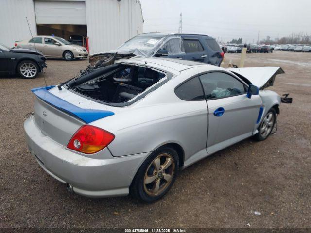 Hyundai Tiburon Image 3