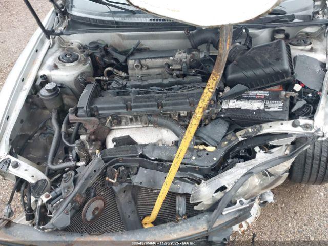 Hyundai Tiburon Image 2