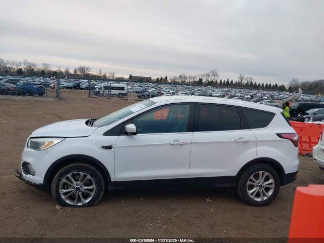 Ford Escape Se Image 14