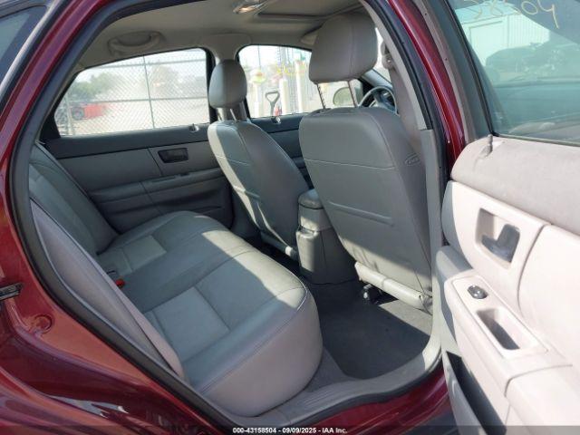 Ford Taurus Sel Image 9