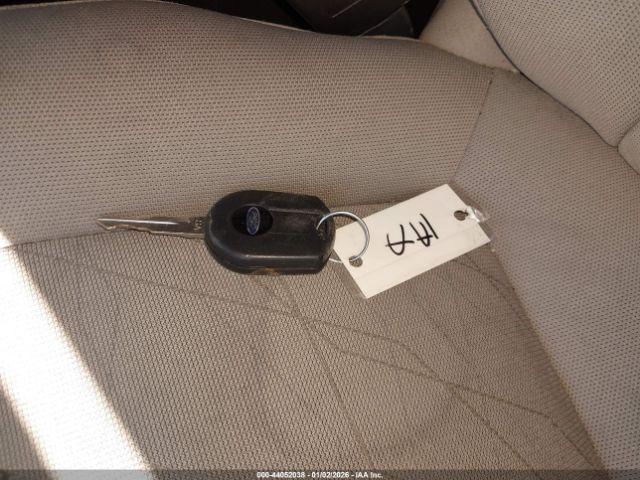 Ford Explorer Image 7