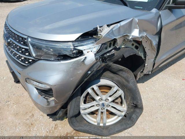 Ford Explorer Xlt Image 6