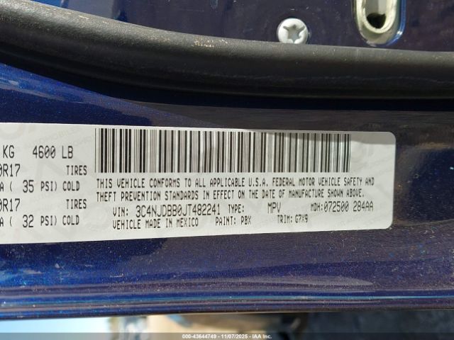 Jeep Compass Latitude 4x4 Image 6