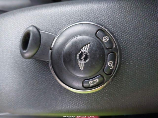 MINI Countryman Cooper S Image 15