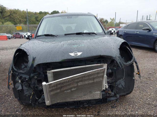 MINI Countryman Cooper S Image 14