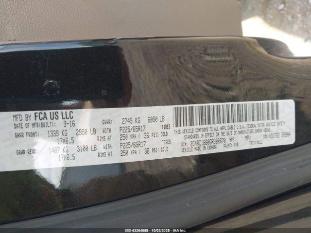 Chrysler Town & Country Touring Image 11