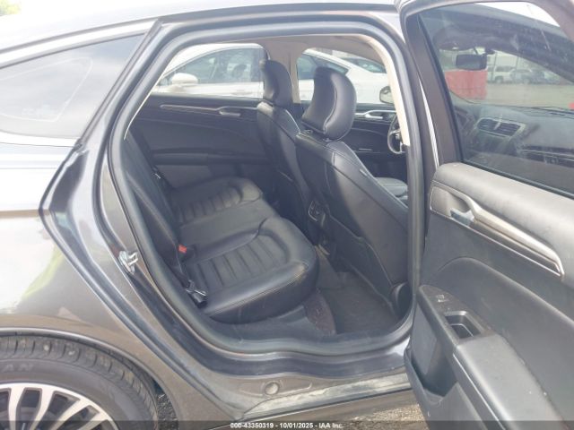 Ford Fusion Se Image 5